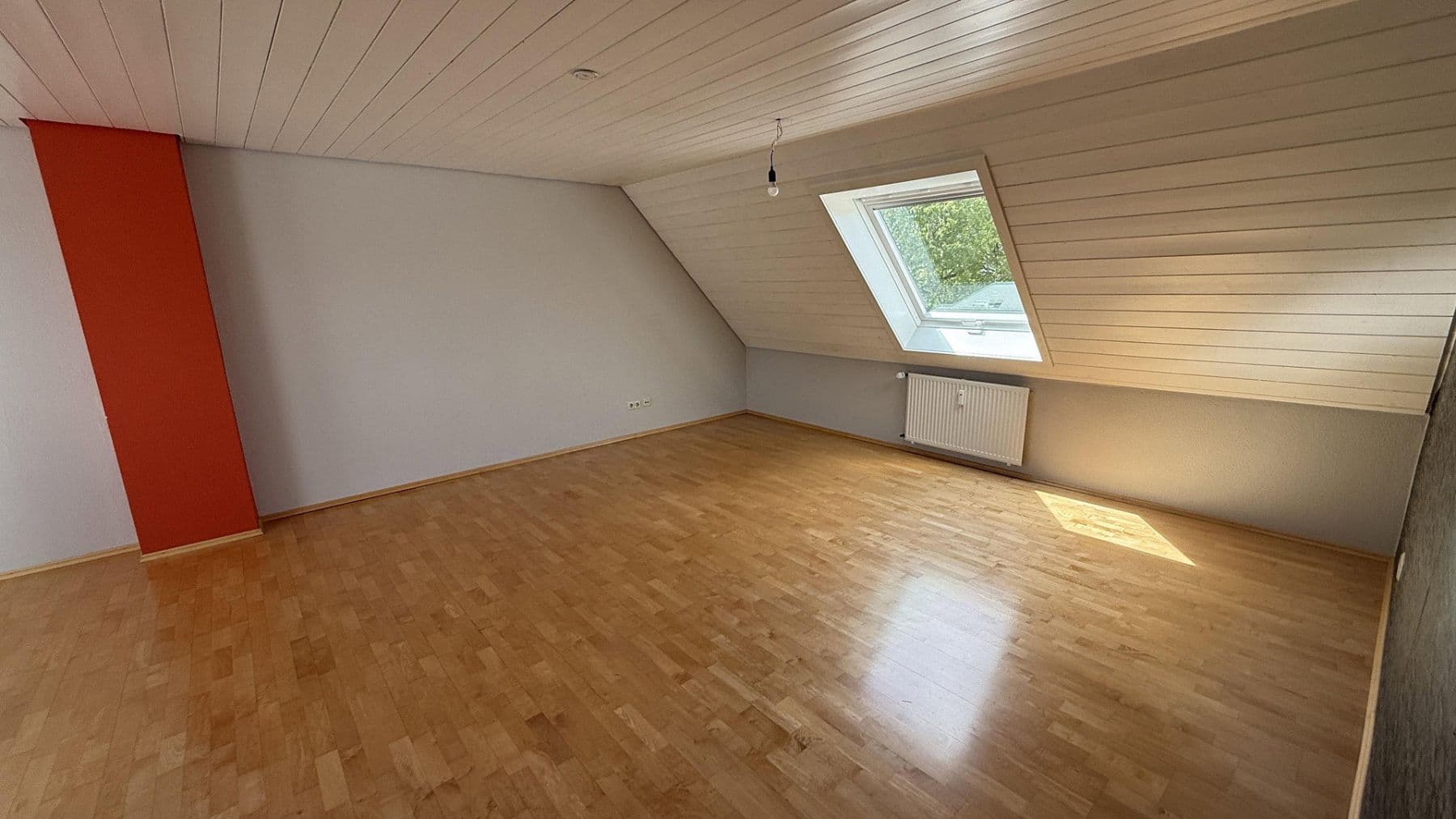 Prenájom bytu 5-izbový 220 m², Donaueschingen, Bádensko-Wurttembersko Prenájom bytu 5-izbový 220 m², Donaueschingen, Bádensko-Wurttembersko