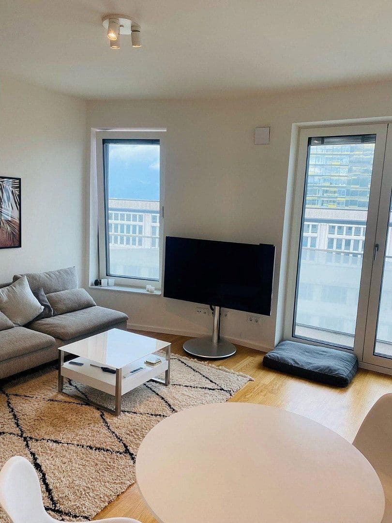 Prenájom bytu 2-izbový 55 m², Hamburg, Hamburg Prenájom bytu 2-izbový 55 m², Hamburg, Hamburg
