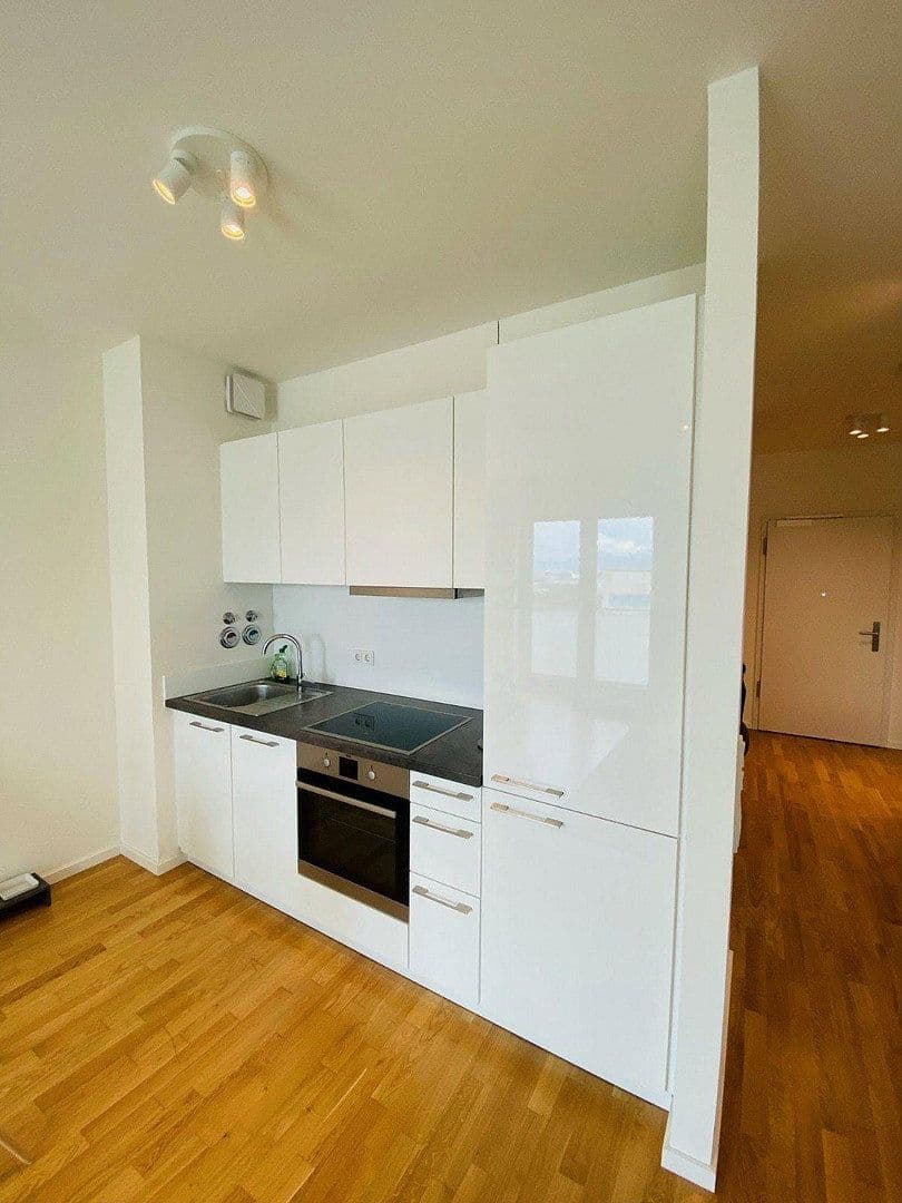 Prenájom bytu 2-izbový 55 m², Hamburg, Hamburg Prenájom bytu 2-izbový 55 m², Hamburg, Hamburg