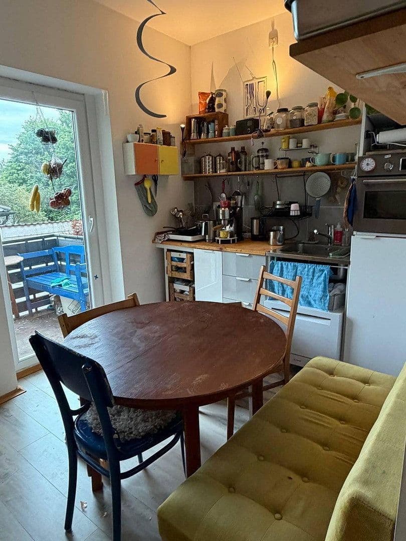 Prenájom bytu 3-izbový 65 m², Kassel, Hesensko Prenájom bytu 3-izbový 65 m², Kassel, Hesensko