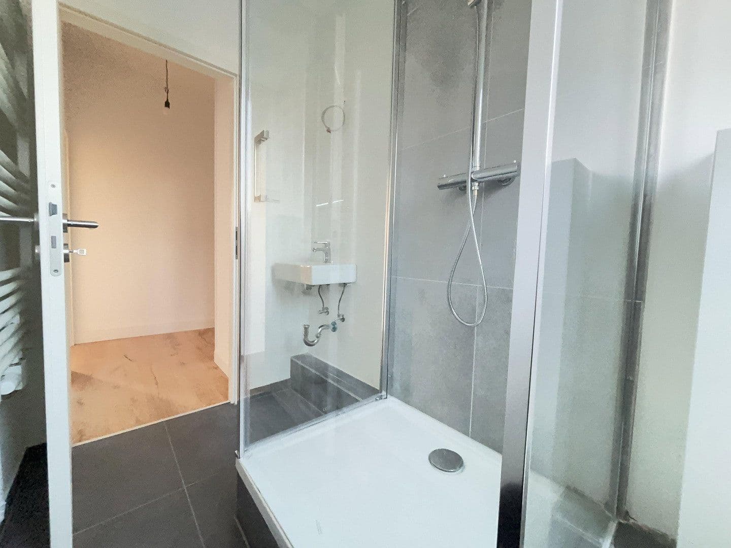 Predaj bytu 2-izbový 50 m², Ringbahnstraße 67, Berlin, Berlín Predaj bytu 2-izbový 50 m², Ringbahnstraße 67, Berlin, Berlín