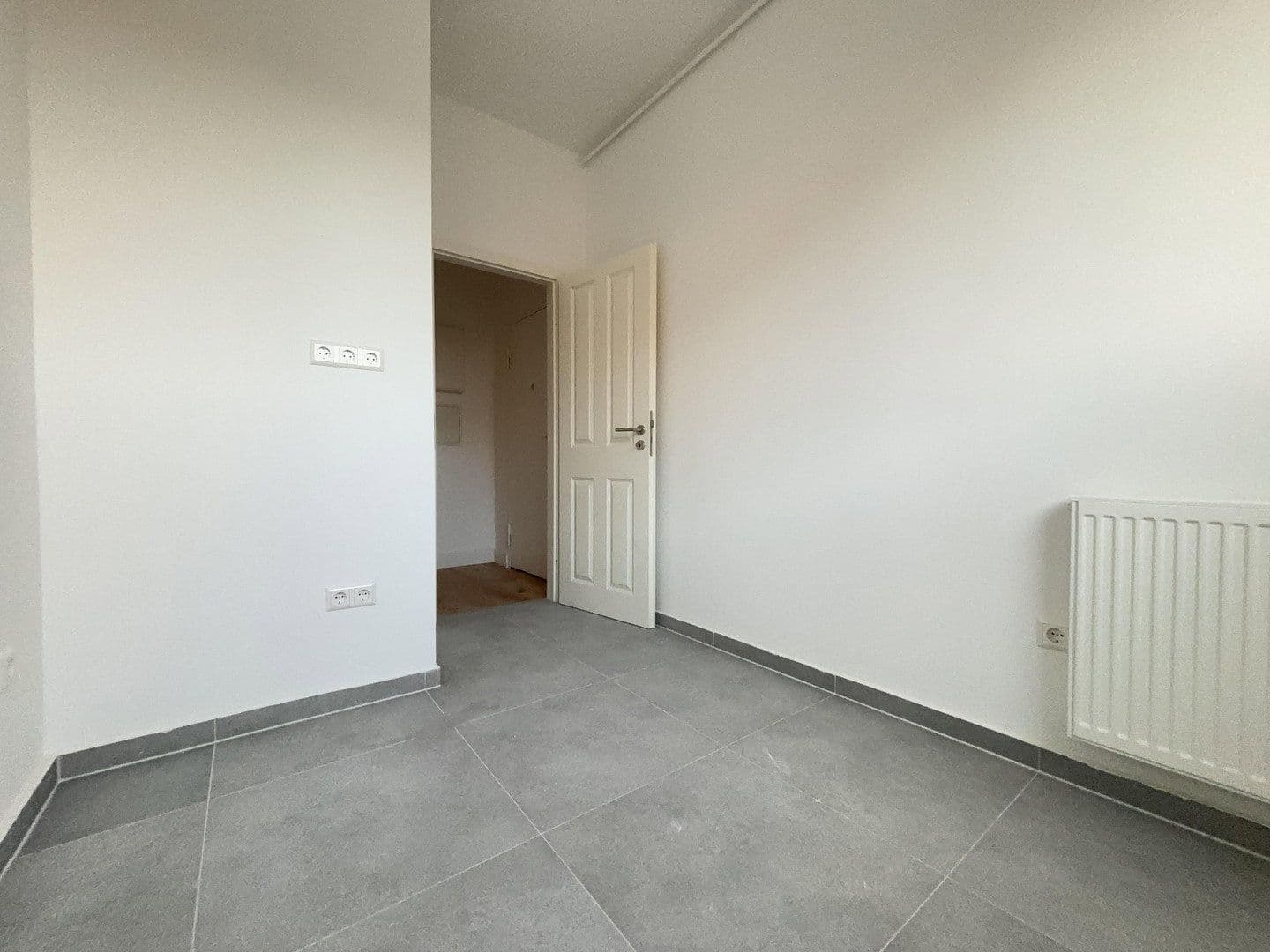 Predaj bytu 2-izbový 50 m², Ringbahnstraße 67, Berlin, Berlín Predaj bytu 2-izbový 50 m², Ringbahnstraße 67, Berlin, Berlín