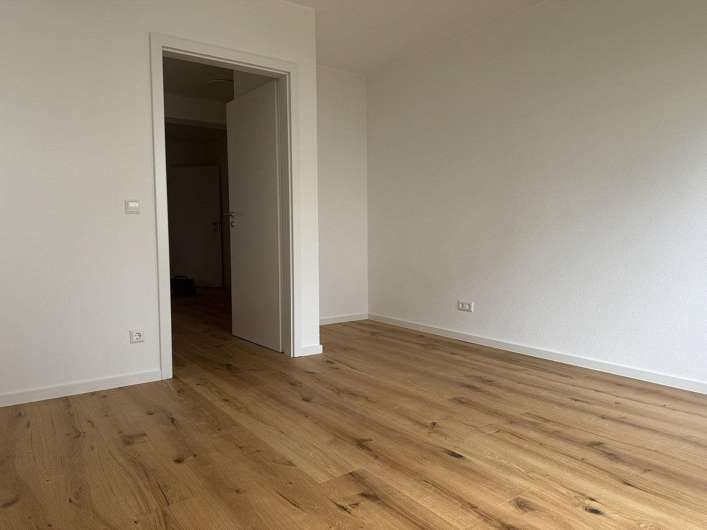Predaj bytu 2-izbový 50 m², Friedrichshafen, Bádensko-Wurttembersko Predaj bytu 2-izbový 50 m², Friedrichshafen, Bádensko-Wurttembersko