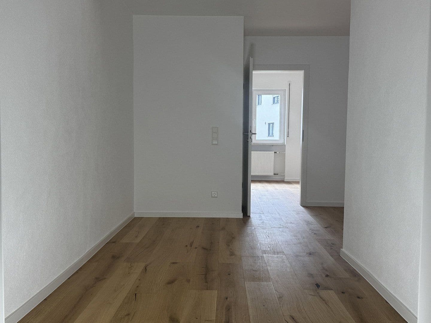 Predaj bytu 2-izbový 50 m², Friedrichshafen, Bádensko-Wurttembersko Predaj bytu 2-izbový 50 m², Friedrichshafen, Bádensko-Wurttembersko