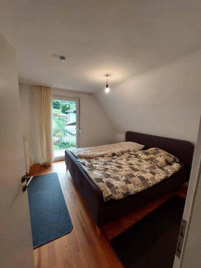 Predaj domu 130 m², pozemek 480 m², Stäffelsbergstraße 8a, Dörrenbach, Porýnie-Falcko Predaj domu 130 m², pozemek 480 m², Stäffelsbergstraße 8a, Dörrenbach, Porýnie-Falcko