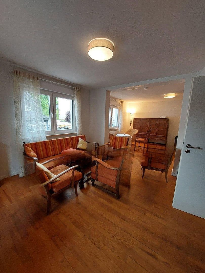 Predaj domu 130 m², pozemek 480 m², Stäffelsbergstraße 8a, Dörrenbach, Porýnie-Falcko Predaj domu 130 m², pozemek 480 m², Stäffelsbergstraße 8a, Dörrenbach, Porýnie-Falcko