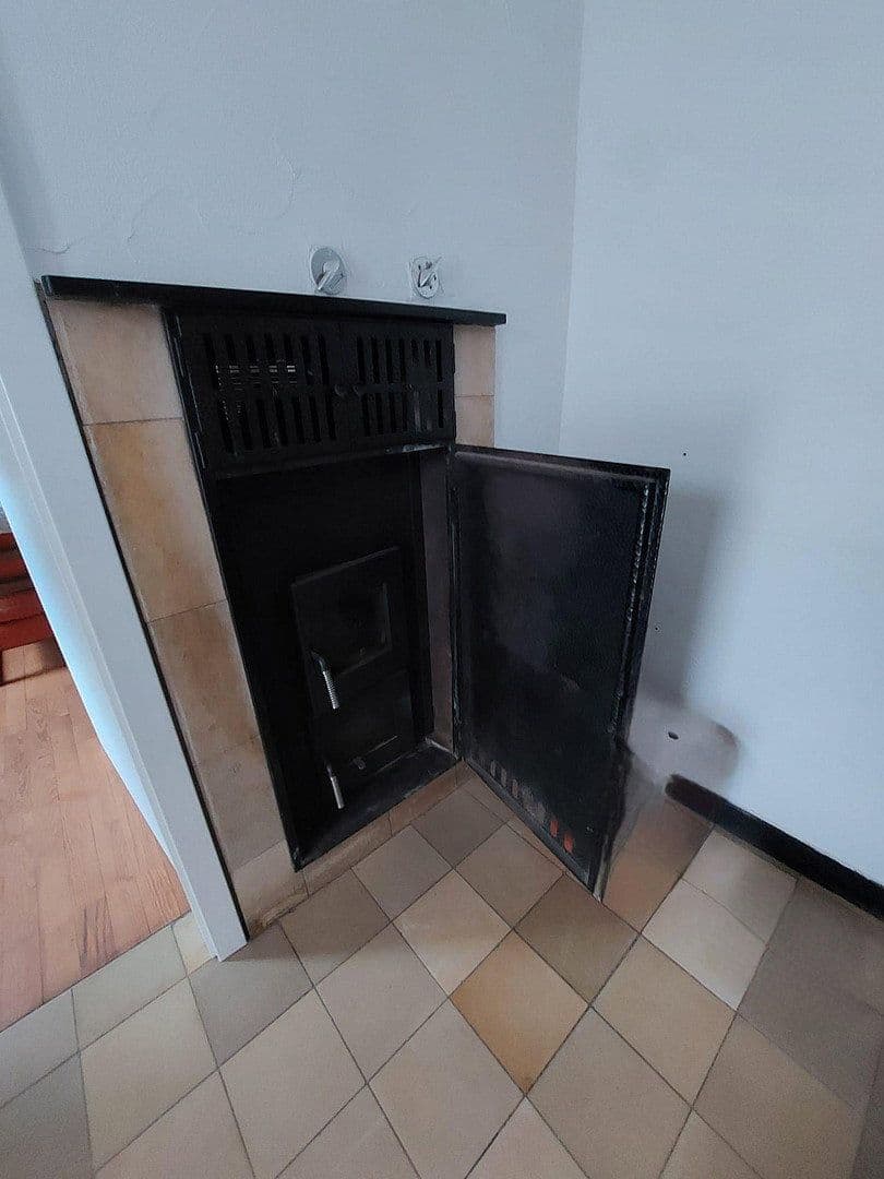 Predaj domu 130 m², pozemek 480 m², Stäffelsbergstraße 8a, Dörrenbach, Porýnie-Falcko Predaj domu 130 m², pozemek 480 m², Stäffelsbergstraße 8a, Dörrenbach, Porýnie-Falcko