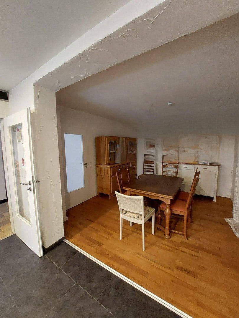 Predaj domu 130 m², pozemek 480 m², Stäffelsbergstraße 8a, Dörrenbach, Porýnie-Falcko Predaj domu 130 m², pozemek 480 m², Stäffelsbergstraße 8a, Dörrenbach, Porýnie-Falcko