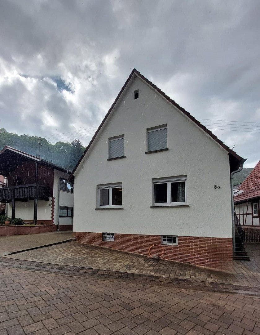 Predaj domu 130 m², pozemek 480 m², Stäffelsbergstraße 8a, Dörrenbach, Porýnie-Falcko Predaj domu 130 m², pozemek 480 m², Stäffelsbergstraße 8a, Dörrenbach, Porýnie-Falcko