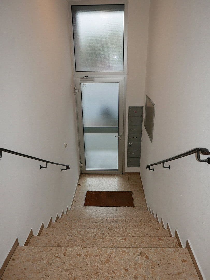 Prenájom bytu 3-izbový 105 m², Wilhelmstr. 66, Siegburg, Severné Porýnie - Westfálsko Prenájom bytu 3-izbový 105 m², Wilhelmstr. 66, Siegburg, Severné Porýnie - Westfálsko