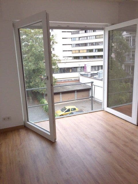 Prenájom bytu 3-izbový 105 m², Wilhelmstr. 66, Siegburg, Severné Porýnie - Westfálsko Prenájom bytu 3-izbový 105 m², Wilhelmstr. 66, Siegburg, Severné Porýnie - Westfálsko