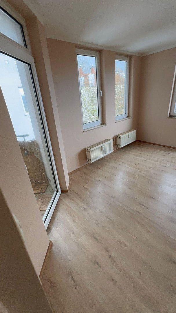 Prenájom bytu 3-izbový 68 m², Fouquéstraße 7, Brandenburg an der Havel, Brandenbursko Prenájom bytu 3-izbový 68 m², Fouquéstraße 7, Brandenburg an der Havel, Brandenbursko