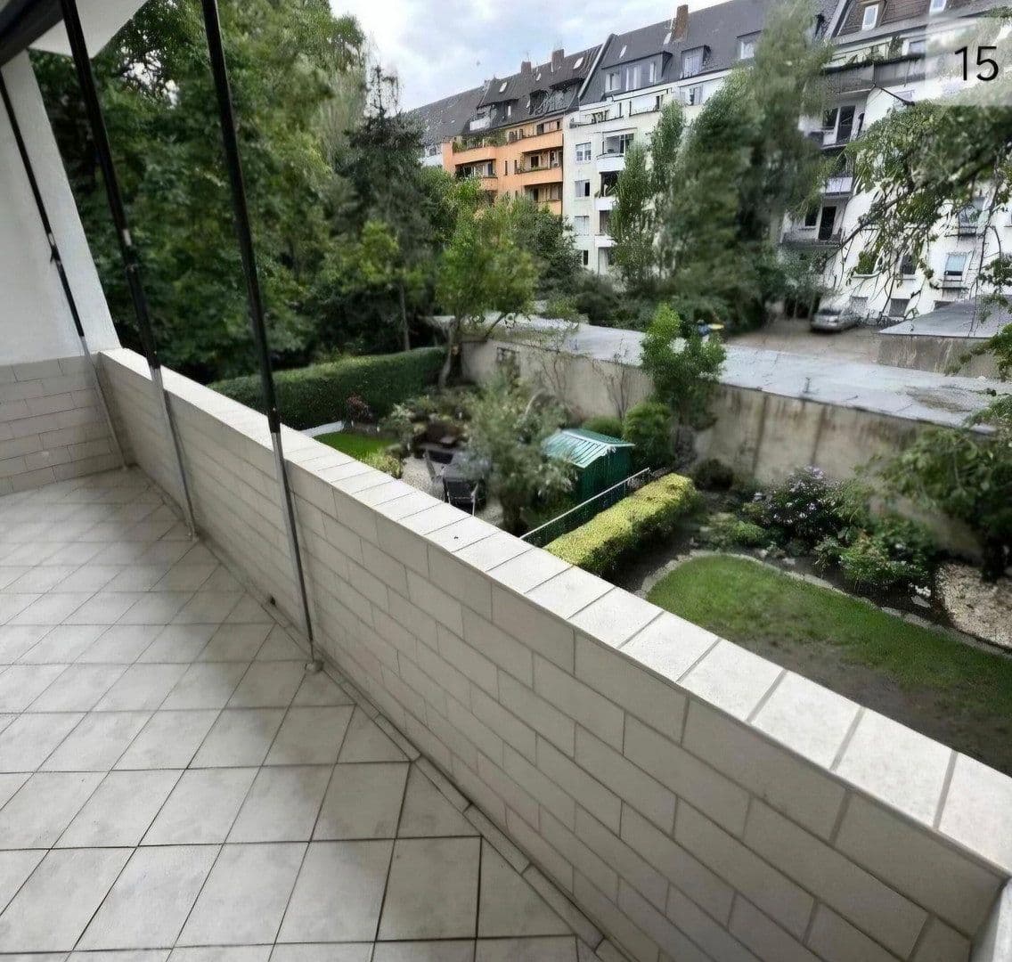 Prenájom bytu 3-izbový 80 m², Bataverstraße, Köln, Severné Porýnie - Westfálsko Prenájom bytu 3-izbový 80 m², Bataverstraße, Köln, Severné Porýnie - Westfálsko