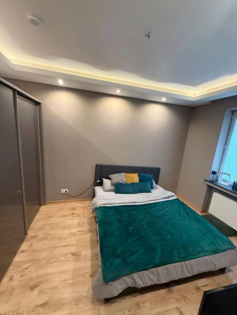 Prenájom bytu 3-izbový 80 m², Bataverstraße, Köln, Severné Porýnie - Westfálsko Prenájom bytu 3-izbový 80 m², Bataverstraße, Köln, Severné Porýnie - Westfálsko