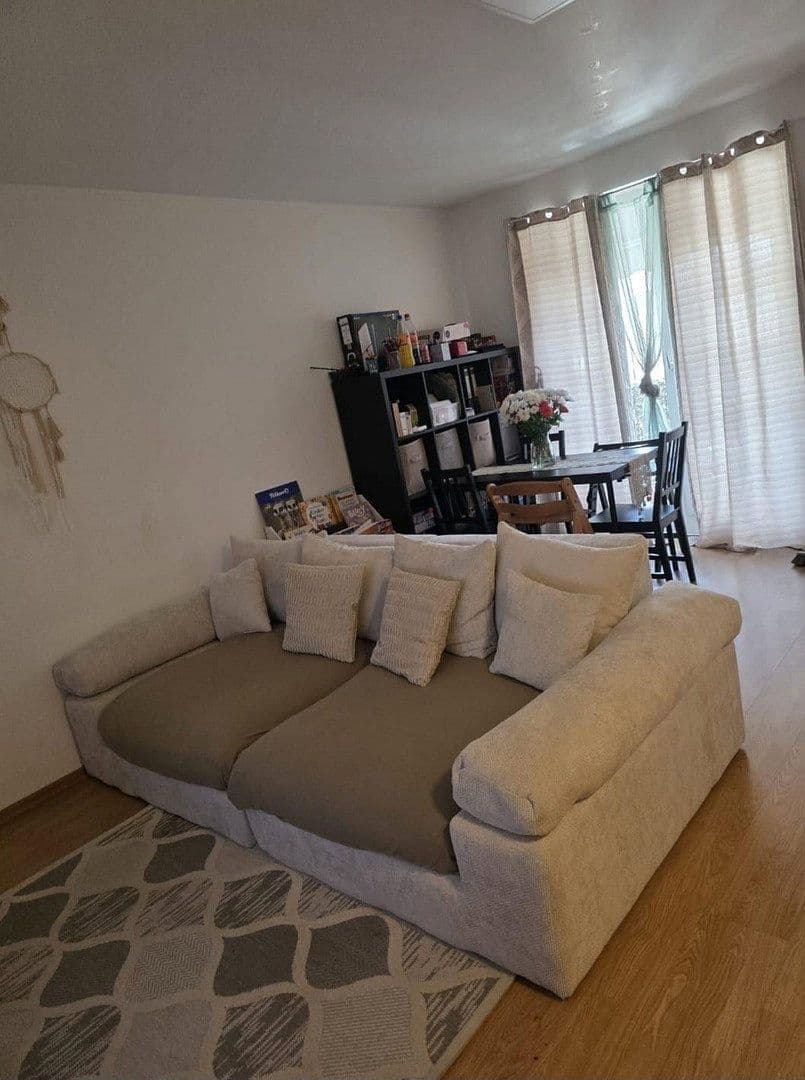 Prenájom bytu 3-izbový 76 m², Hardenbergstraße 51, Krefeld, Severné Porýnie - Westfálsko Prenájom bytu 3-izbový 76 m², Hardenbergstraße 51, Krefeld, Severné Porýnie - Westfálsko