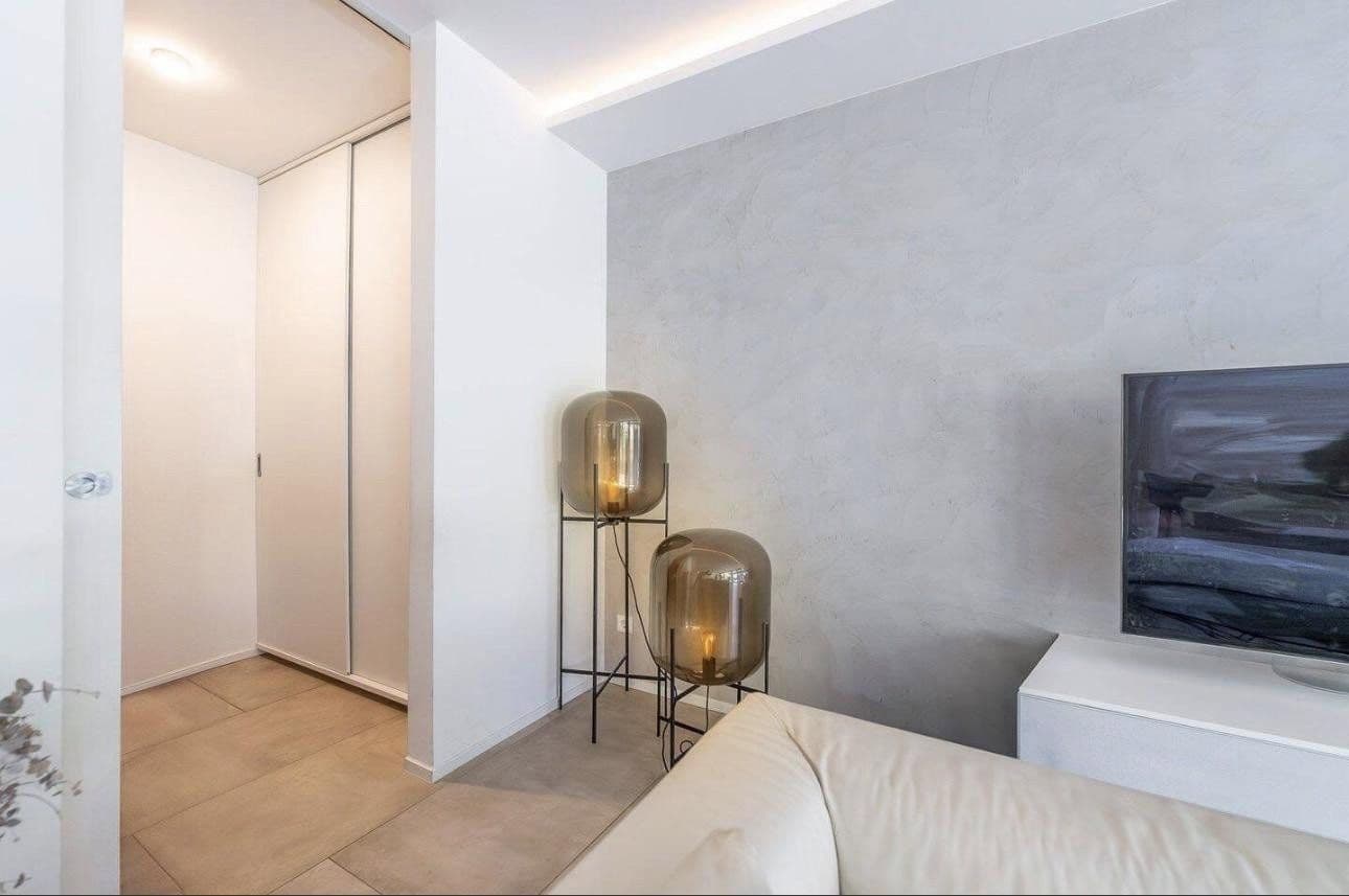 Prenájom bytu 3-izbový 118 m², Lörrach, Bádensko-Wurttembersko Prenájom bytu 3-izbový 118 m², Lörrach, Bádensko-Wurttembersko