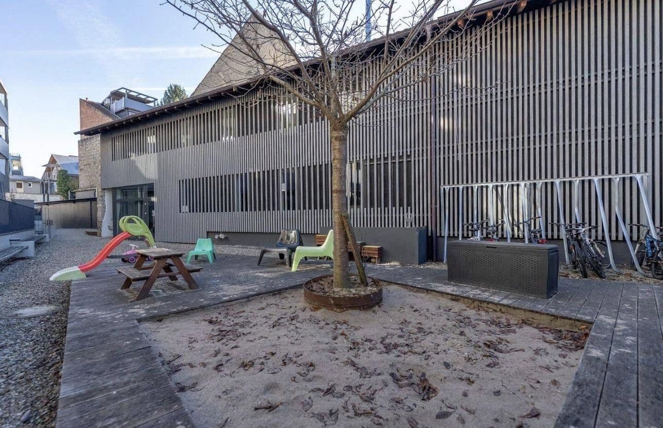 Prenájom bytu 3-izbový 118 m², Lörrach, Bádensko-Wurttembersko Prenájom bytu 3-izbový 118 m², Lörrach, Bádensko-Wurttembersko