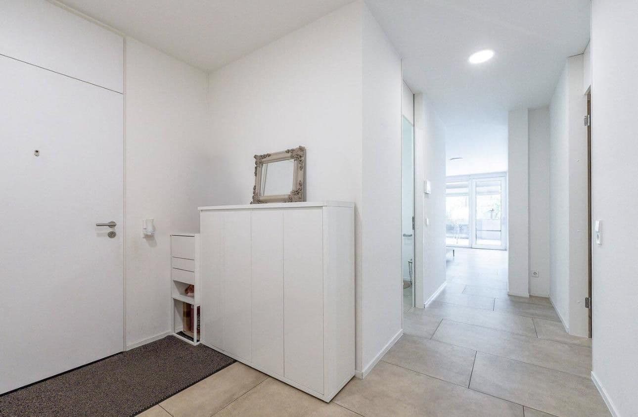 Prenájom bytu 3-izbový 118 m², Lörrach, Bádensko-Wurttembersko Prenájom bytu 3-izbový 118 m², Lörrach, Bádensko-Wurttembersko