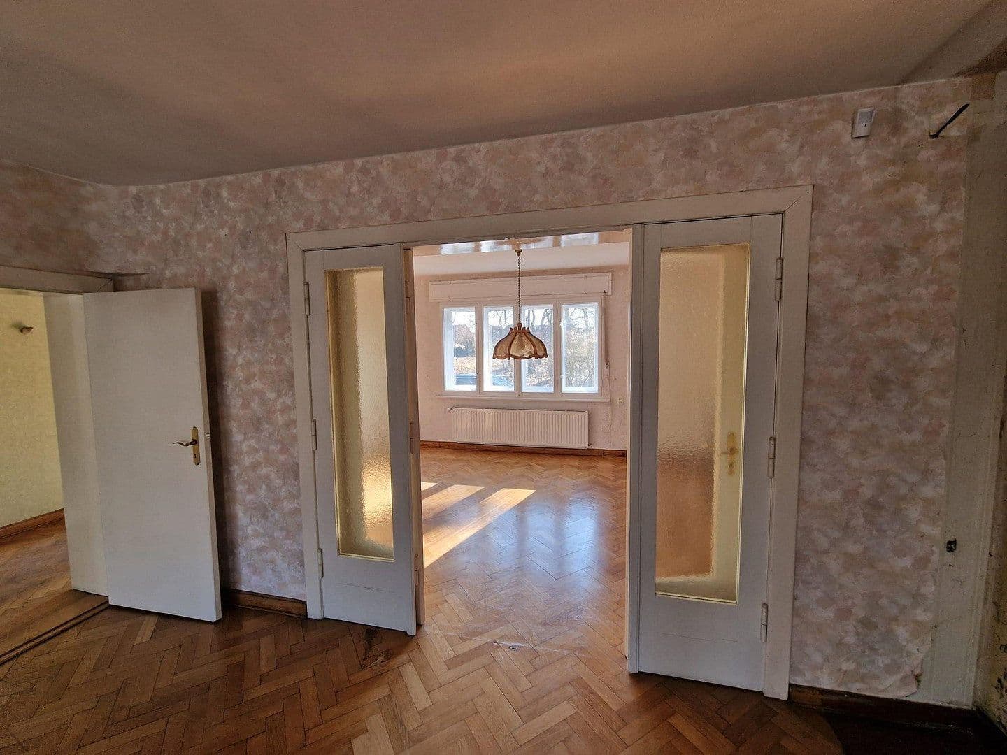 Predaj domu 130 m², pozemek 1.450 m², Fritz-Reuter-Str., Schulzendorf, Brandenbursko Predaj domu 130 m², pozemek 1.450 m², Fritz-Reuter-Str., Schulzendorf, Brandenbursko