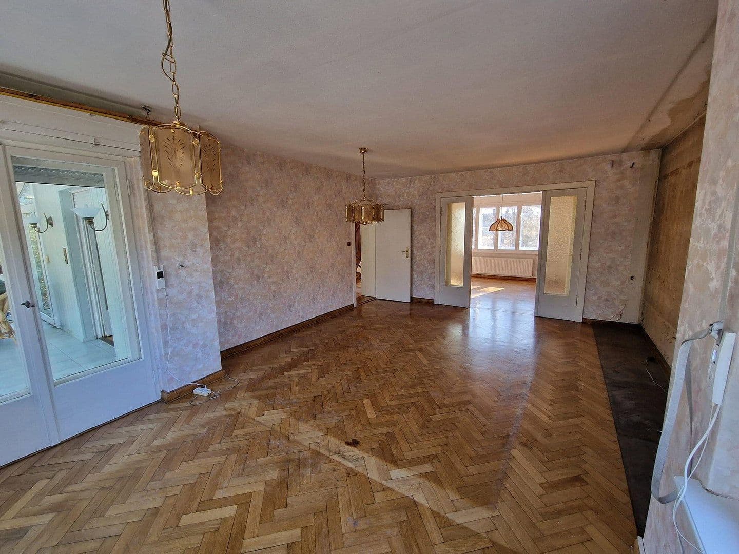 Predaj domu 130 m², pozemek 1.450 m², Fritz-Reuter-Str., Schulzendorf, Brandenbursko Predaj domu 130 m², pozemek 1.450 m², Fritz-Reuter-Str., Schulzendorf, Brandenbursko