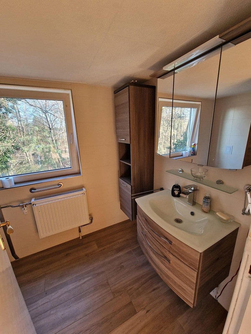 Predaj domu 130 m², pozemek 1.450 m², Fritz-Reuter-Str., Schulzendorf, Brandenbursko Predaj domu 130 m², pozemek 1.450 m², Fritz-Reuter-Str., Schulzendorf, Brandenbursko