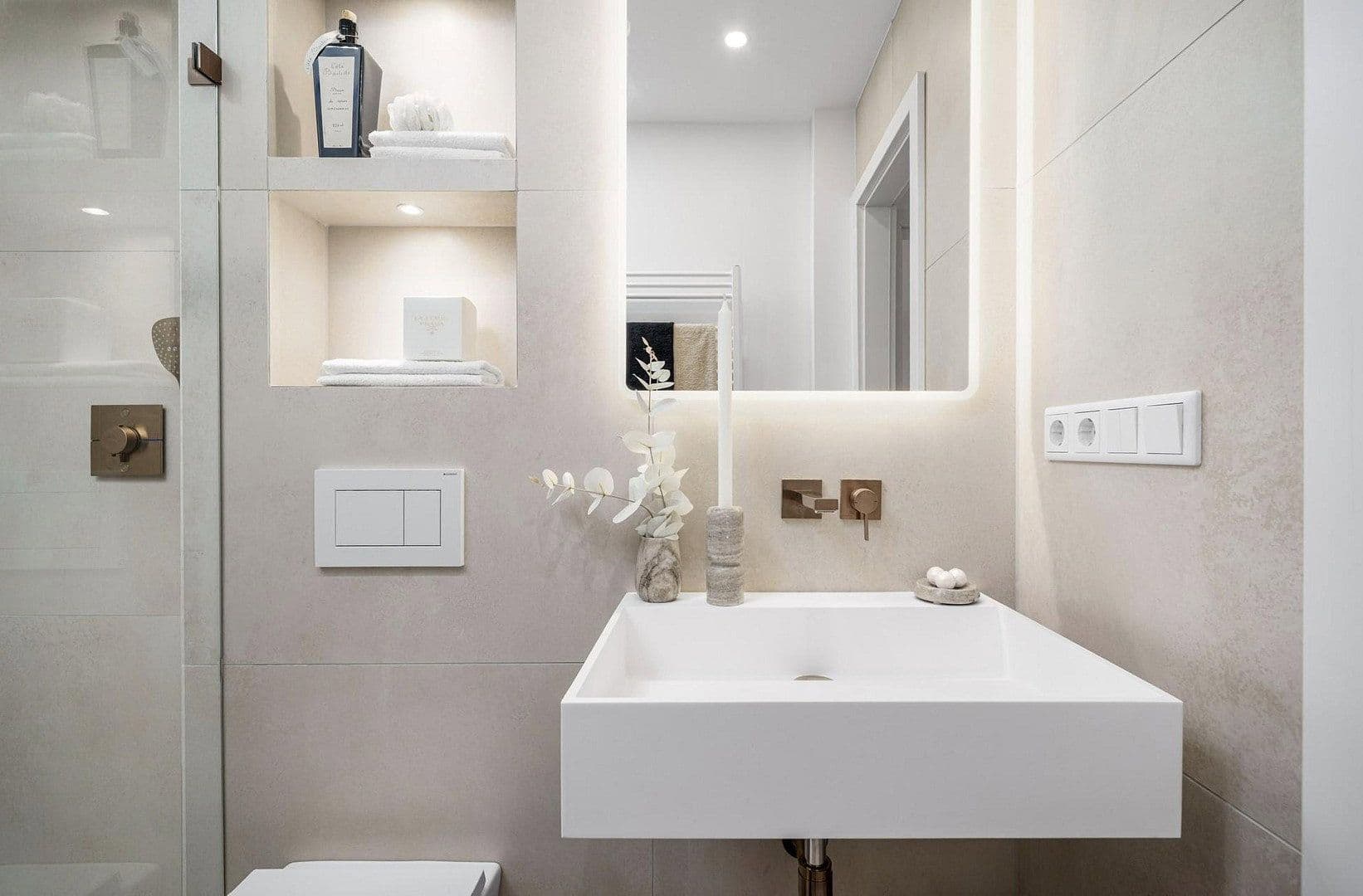 Predaj bytu 2-izbový 54 m², München, Bavorsko Predaj bytu 2-izbový 54 m², München, Bavorsko