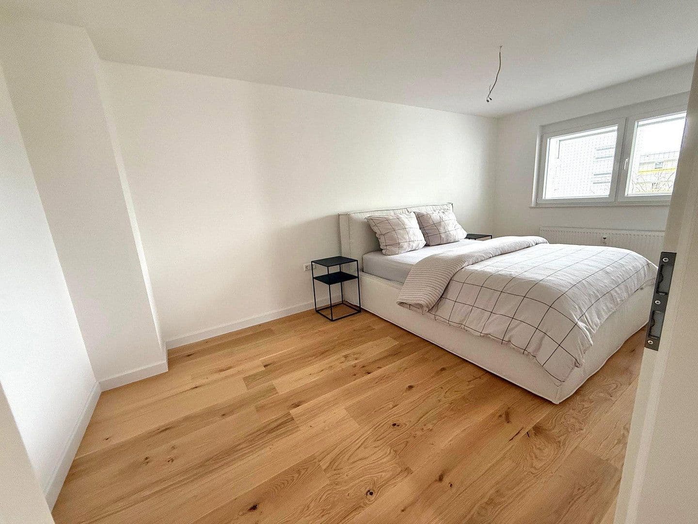 Prenájom bytu 3-izbový 91 m², Esslingen am Neckar, Bádensko-Wurttembersko Prenájom bytu 3-izbový 91 m², Esslingen am Neckar, Bádensko-Wurttembersko