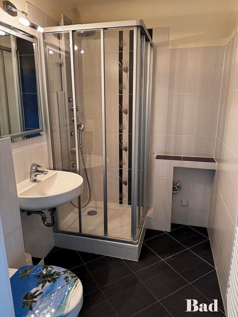 Predaj bytu 4-izbový 81 m², Berlin, Berlín Predaj bytu 4-izbový 81 m², Berlin, Berlín