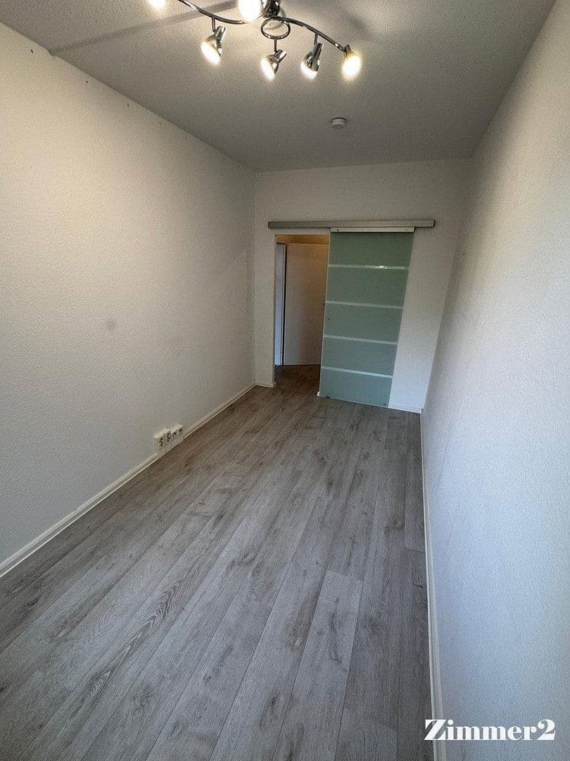 Predaj bytu 4-izbový 81 m², Berlin, Berlín Predaj bytu 4-izbový 81 m², Berlin, Berlín
