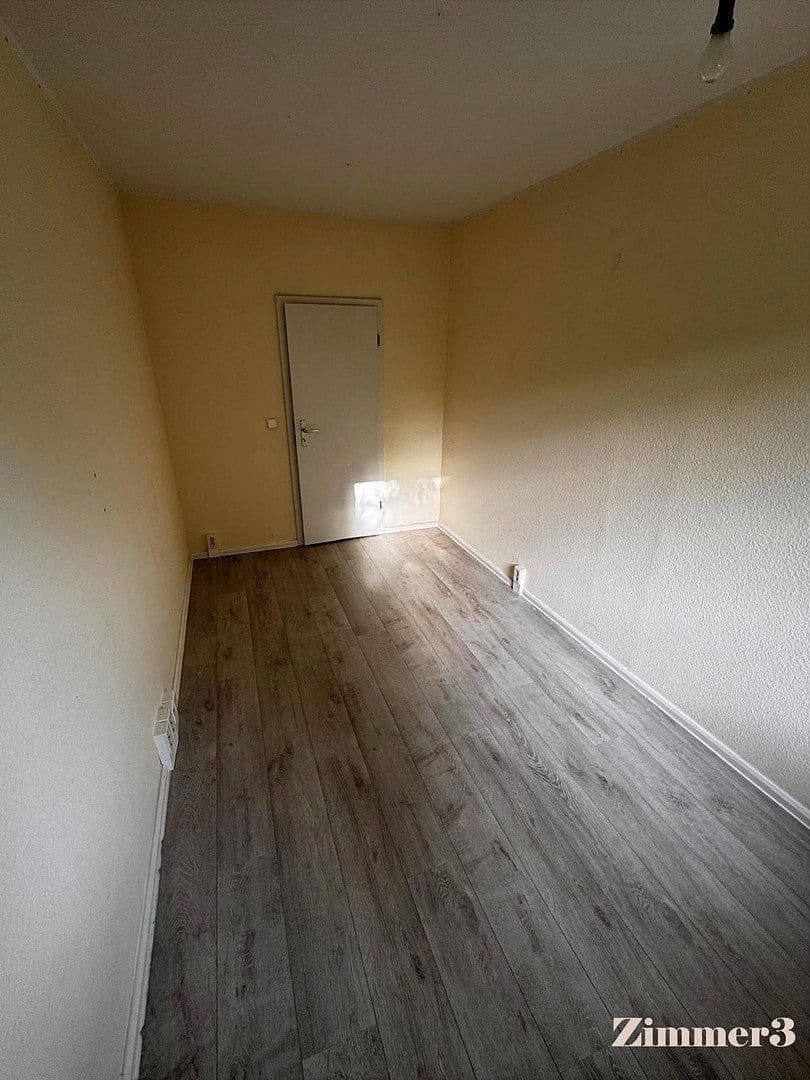 Predaj bytu 4-izbový 81 m², Berlin, Berlín Predaj bytu 4-izbový 81 m², Berlin, Berlín