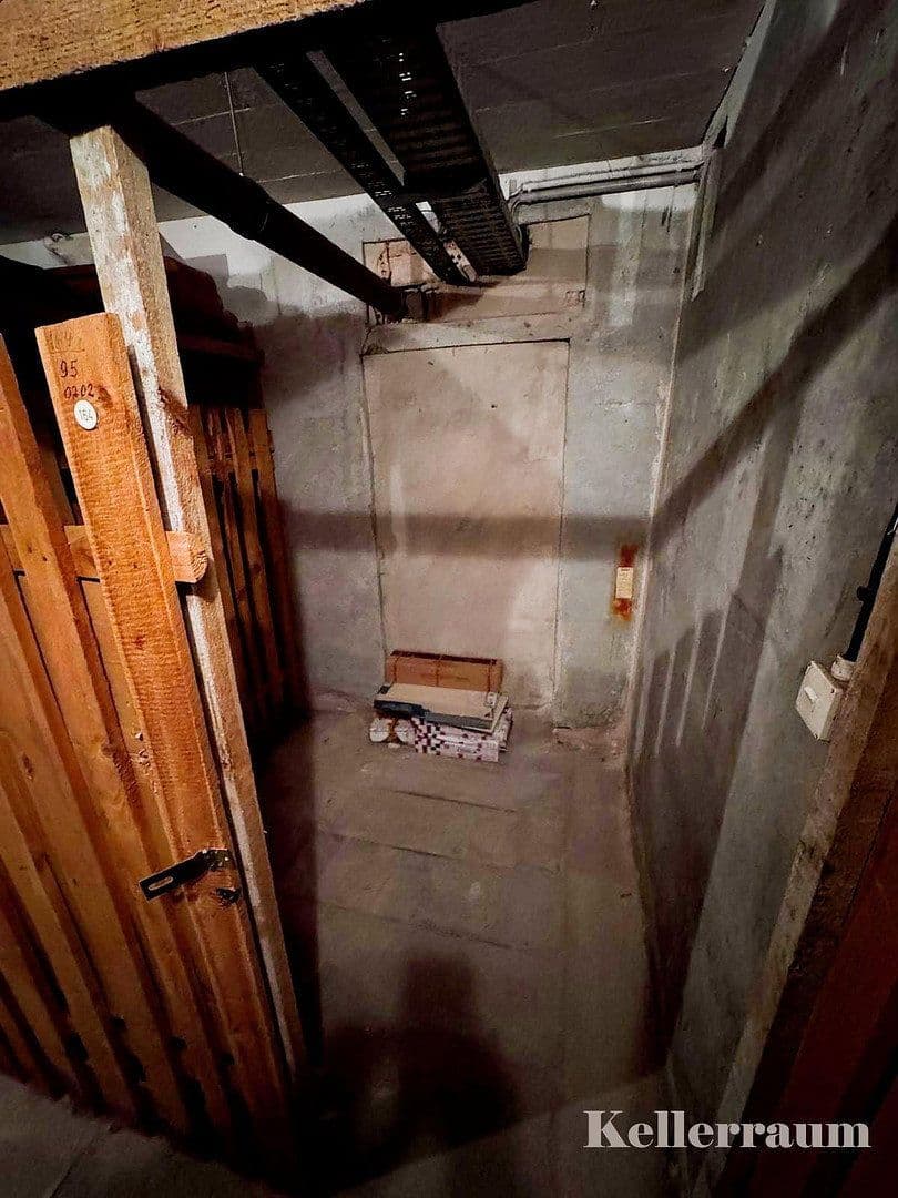 Predaj bytu 4-izbový 81 m², Berlin, Berlín Predaj bytu 4-izbový 81 m², Berlin, Berlín