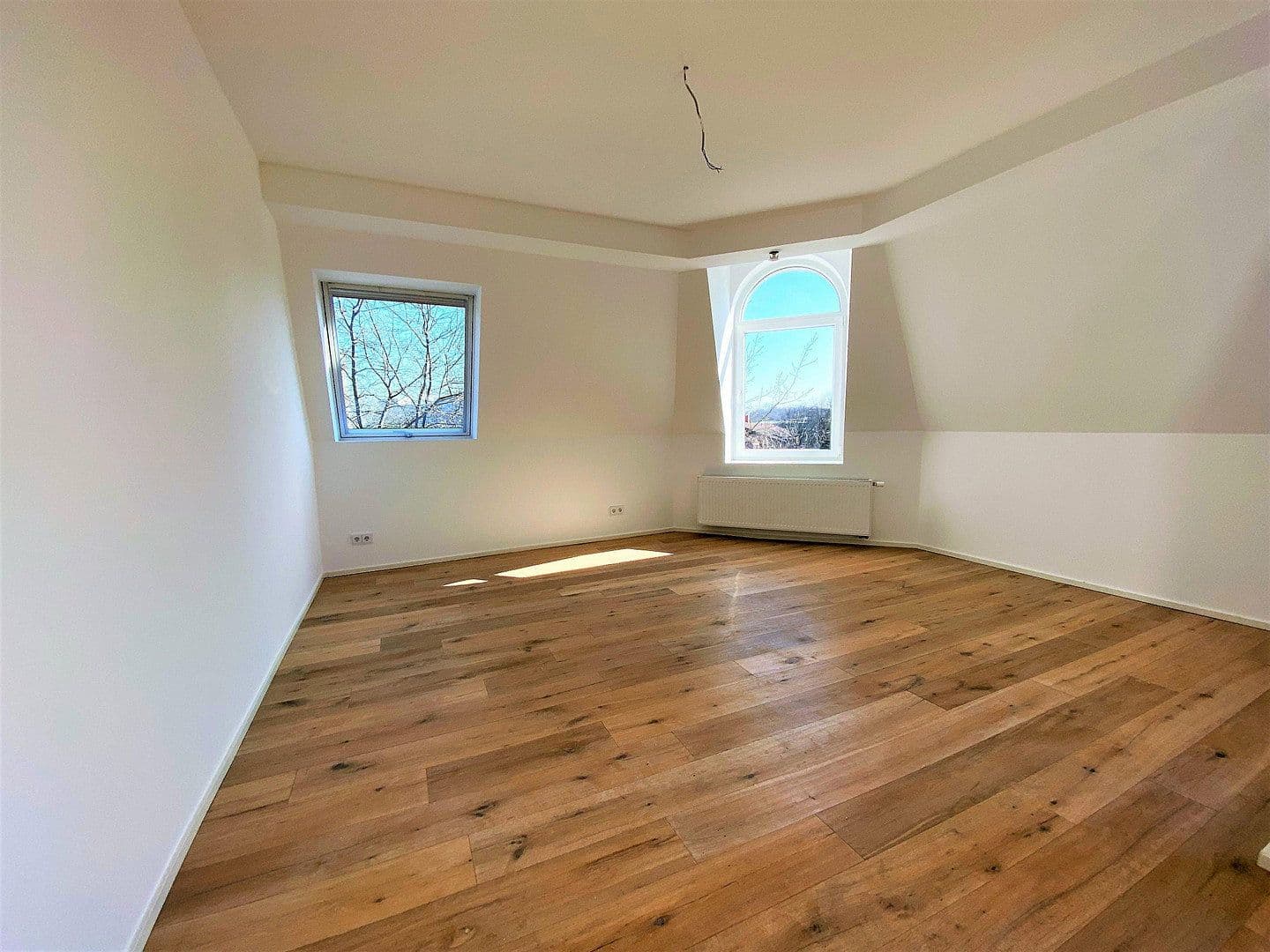 Prenájom bytu 4-izbový 185 m², Rüttenscheider Straße 204, Essen, Severné Porýnie - Westfálsko Prenájom bytu 4-izbový 185 m², Rüttenscheider Straße 204, Essen, Severné Porýnie - Westfálsko
