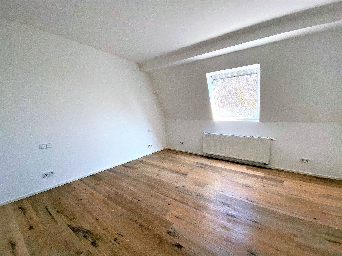 Prenájom bytu 4-izbový 185 m², Rüttenscheider Straße 204, Essen, Severné Porýnie - Westfálsko Prenájom bytu 4-izbový 185 m², Rüttenscheider Straße 204, Essen, Severné Porýnie - Westfálsko