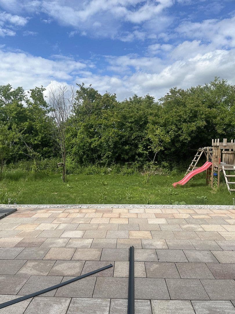 Prenájom domu 404 m², pozemek 600 m², Geretsried, Bavorsko Prenájom domu 404 m², pozemek 600 m², Geretsried, Bavorsko