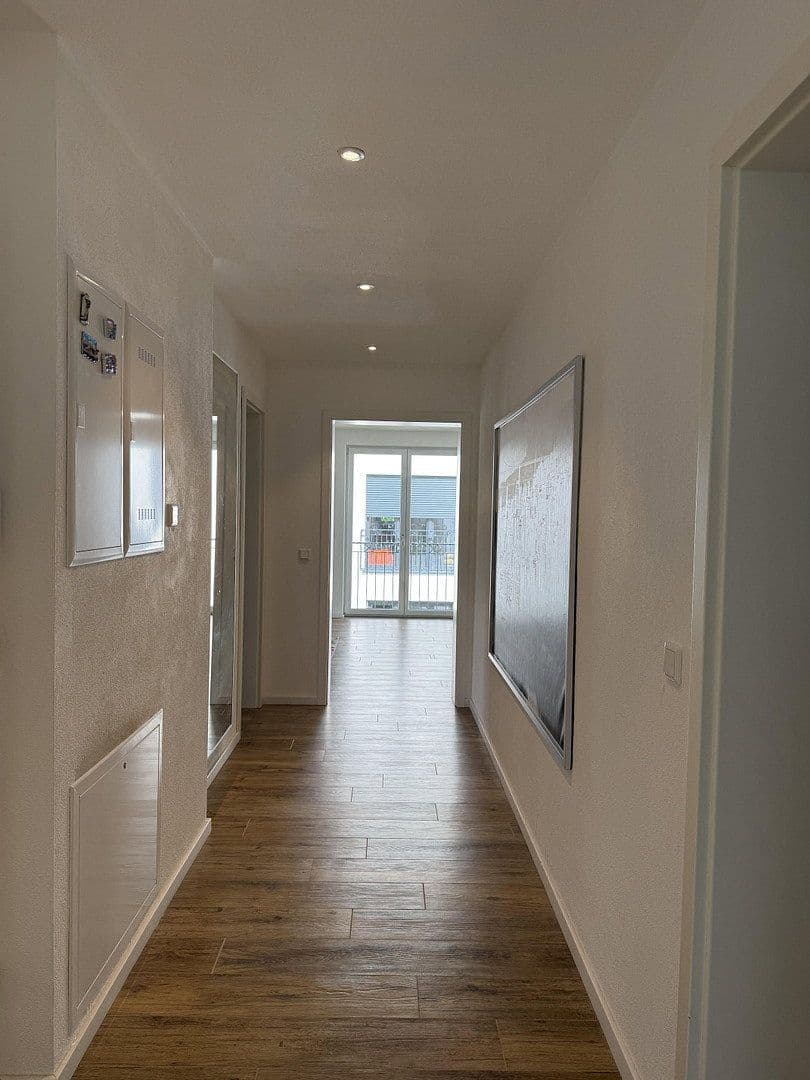 Prenájom domu 404 m², pozemek 600 m², Geretsried, Bavorsko Prenájom domu 404 m², pozemek 600 m², Geretsried, Bavorsko