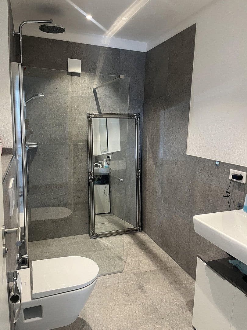 Prenájom domu 404 m², pozemek 600 m², Geretsried, Bavorsko Prenájom domu 404 m², pozemek 600 m², Geretsried, Bavorsko