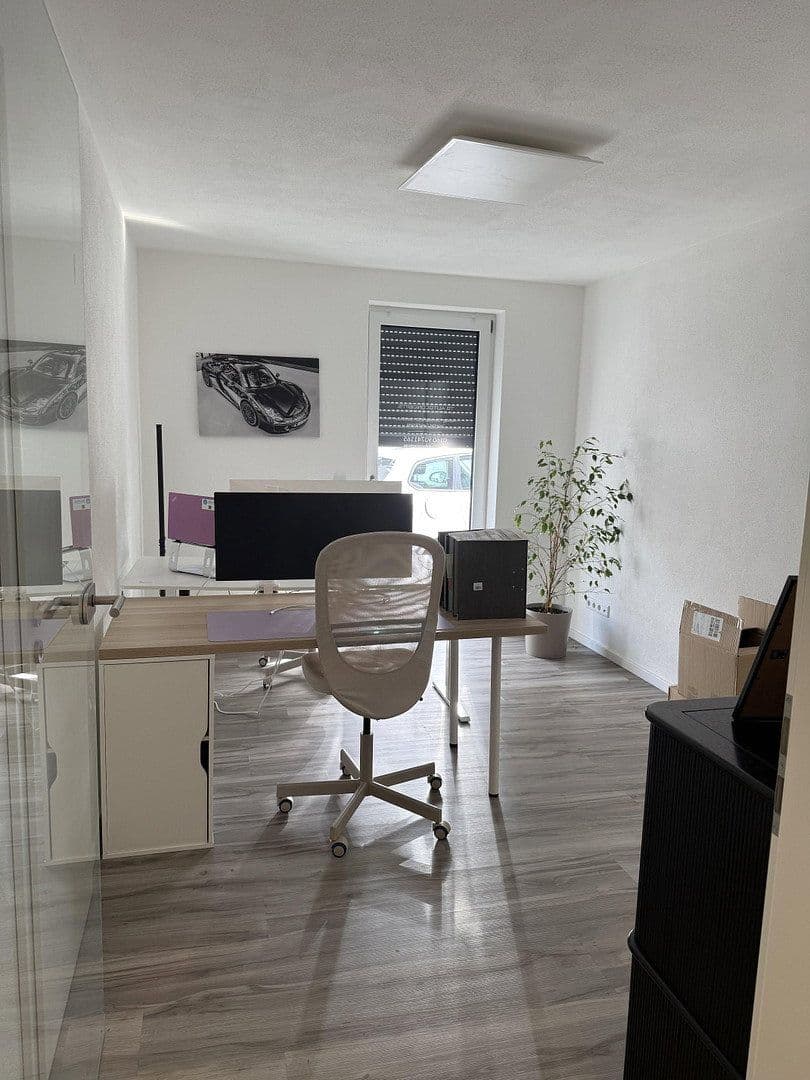 Prenájom domu 404 m², pozemek 600 m², Geretsried, Bavorsko Prenájom domu 404 m², pozemek 600 m², Geretsried, Bavorsko
