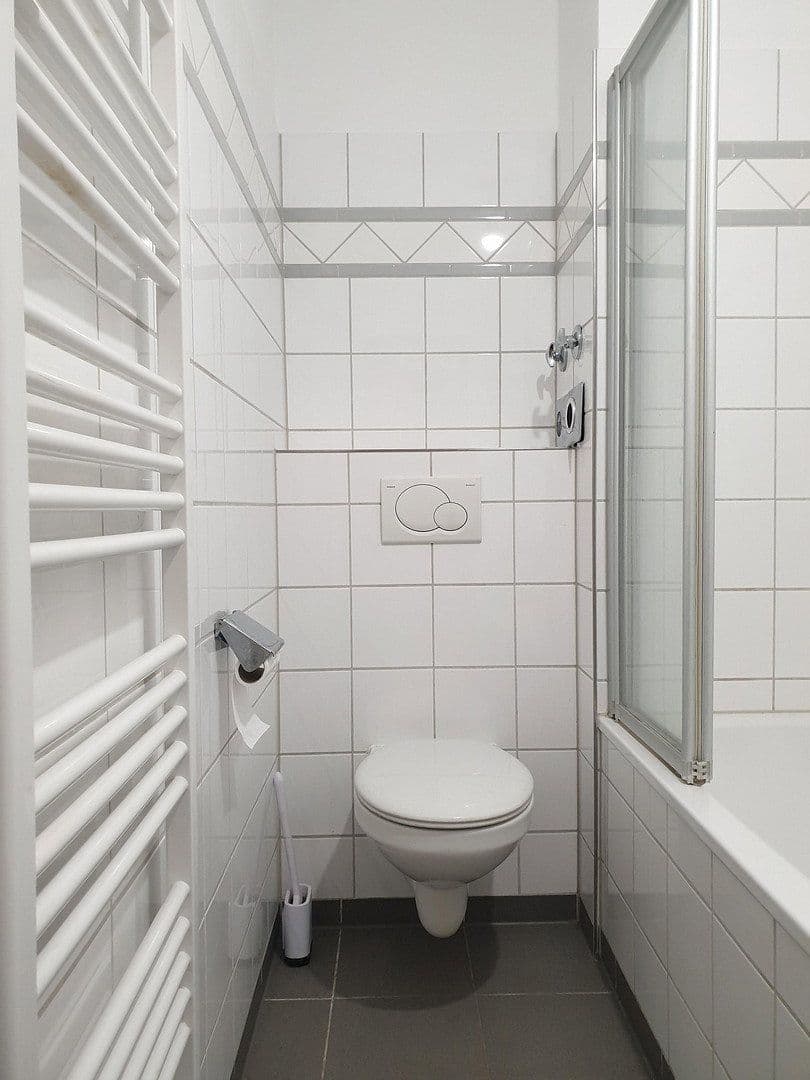 Prenájom bytu 1-izbový 48 m², Mannheim, Bádensko-Wurttembersko Prenájom bytu 1-izbový 48 m², Mannheim, Bádensko-Wurttembersko
