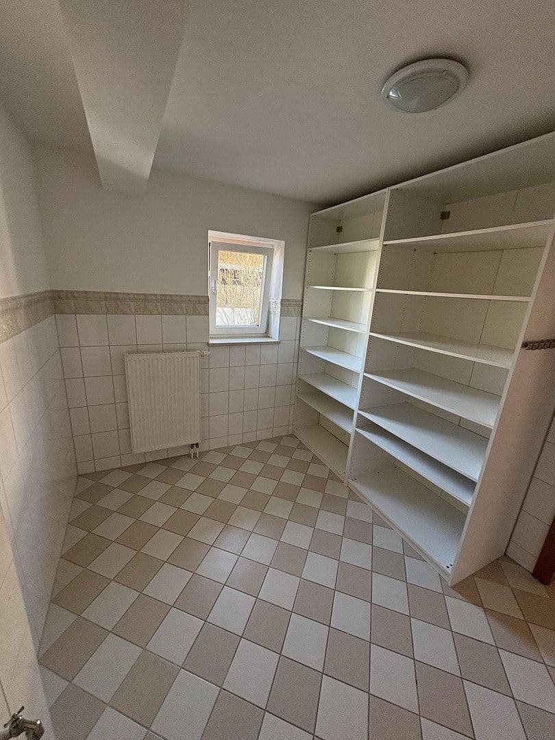Prenájom bytu 3-izbový 103 m², Tutzing, Bavorsko Prenájom bytu 3-izbový 103 m², Tutzing, Bavorsko