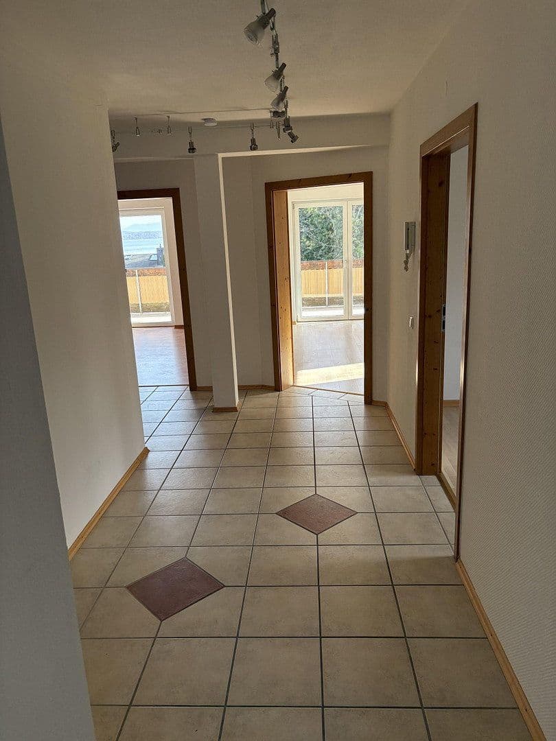 Prenájom bytu 3-izbový 103 m², Tutzing, Bavorsko Prenájom bytu 3-izbový 103 m², Tutzing, Bavorsko
