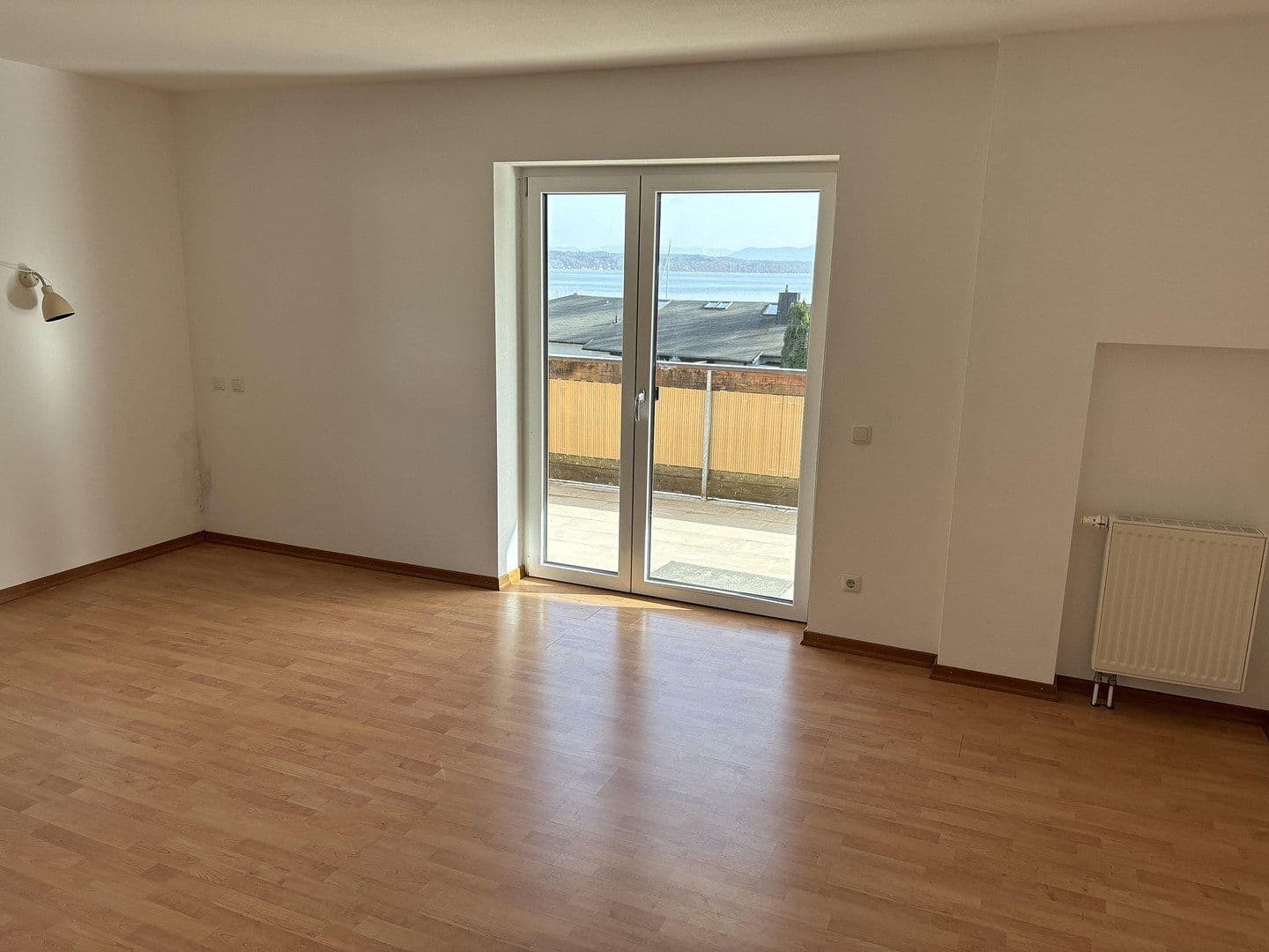 Prenájom bytu 3-izbový 103 m², Tutzing, Bavorsko Prenájom bytu 3-izbový 103 m², Tutzing, Bavorsko