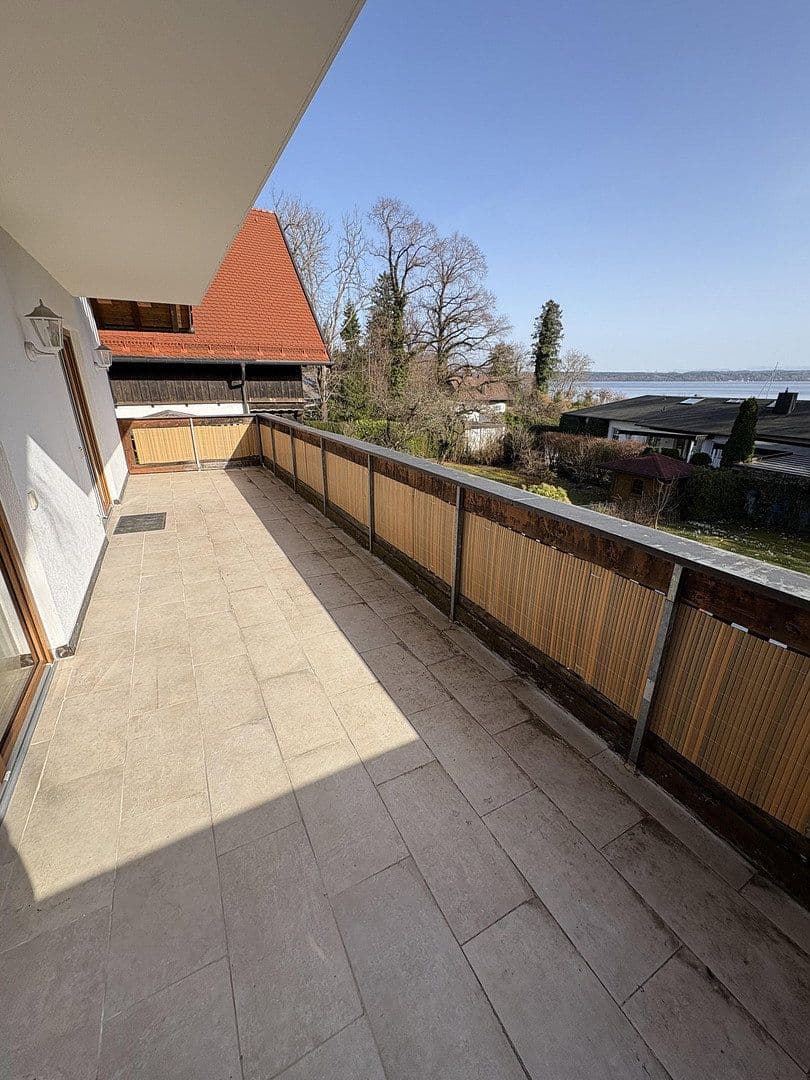 Prenájom bytu 3-izbový 103 m², Tutzing, Bavorsko Prenájom bytu 3-izbový 103 m², Tutzing, Bavorsko