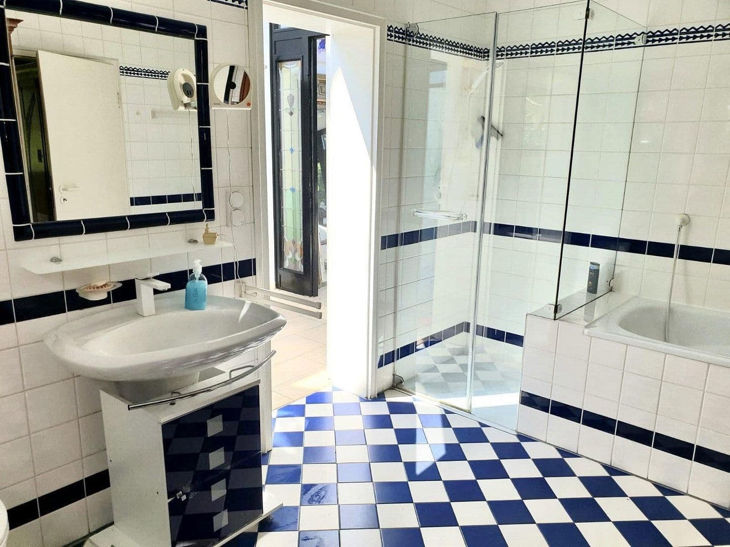 Predaj domu 250 m², pozemek 604 m², Bochum, Severné Porýnie - Westfálsko Predaj domu 250 m², pozemek 604 m², Bochum, Severné Porýnie - Westfálsko