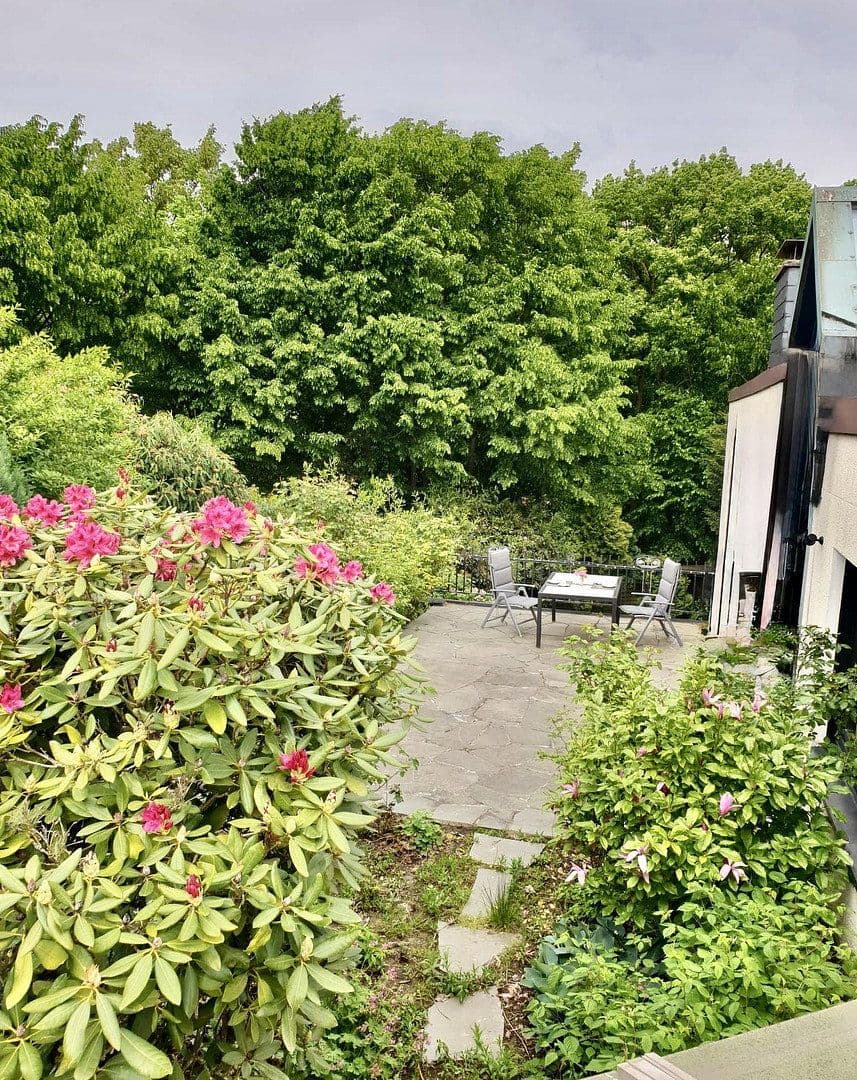 Predaj domu 250 m², pozemek 604 m², Bochum, Severné Porýnie - Westfálsko Predaj domu 250 m², pozemek 604 m², Bochum, Severné Porýnie - Westfálsko