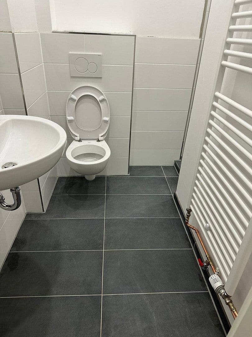 Prenájom bytu 3-izbový 65 m², Mittelstraße 7, Berlin, Berlín Prenájom bytu 3-izbový 65 m², Mittelstraße 7, Berlin, Berlín