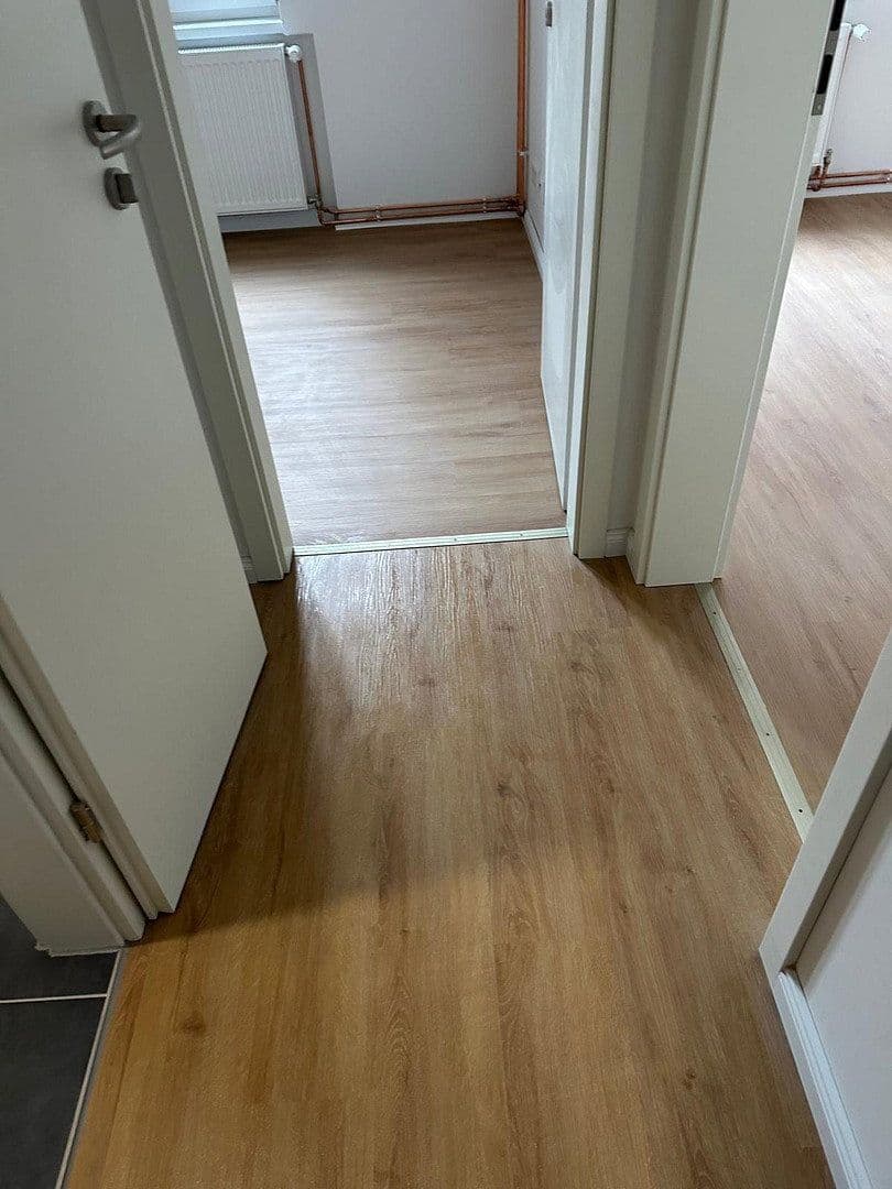 Prenájom bytu 3-izbový 65 m², Mittelstraße 7, Berlin, Berlín Prenájom bytu 3-izbový 65 m², Mittelstraße 7, Berlin, Berlín