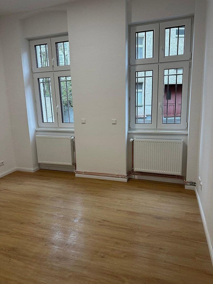Prenájom bytu 3-izbový 65 m², Mittelstraße 7, Berlin, Berlín Prenájom bytu 3-izbový 65 m², Mittelstraße 7, Berlin, Berlín