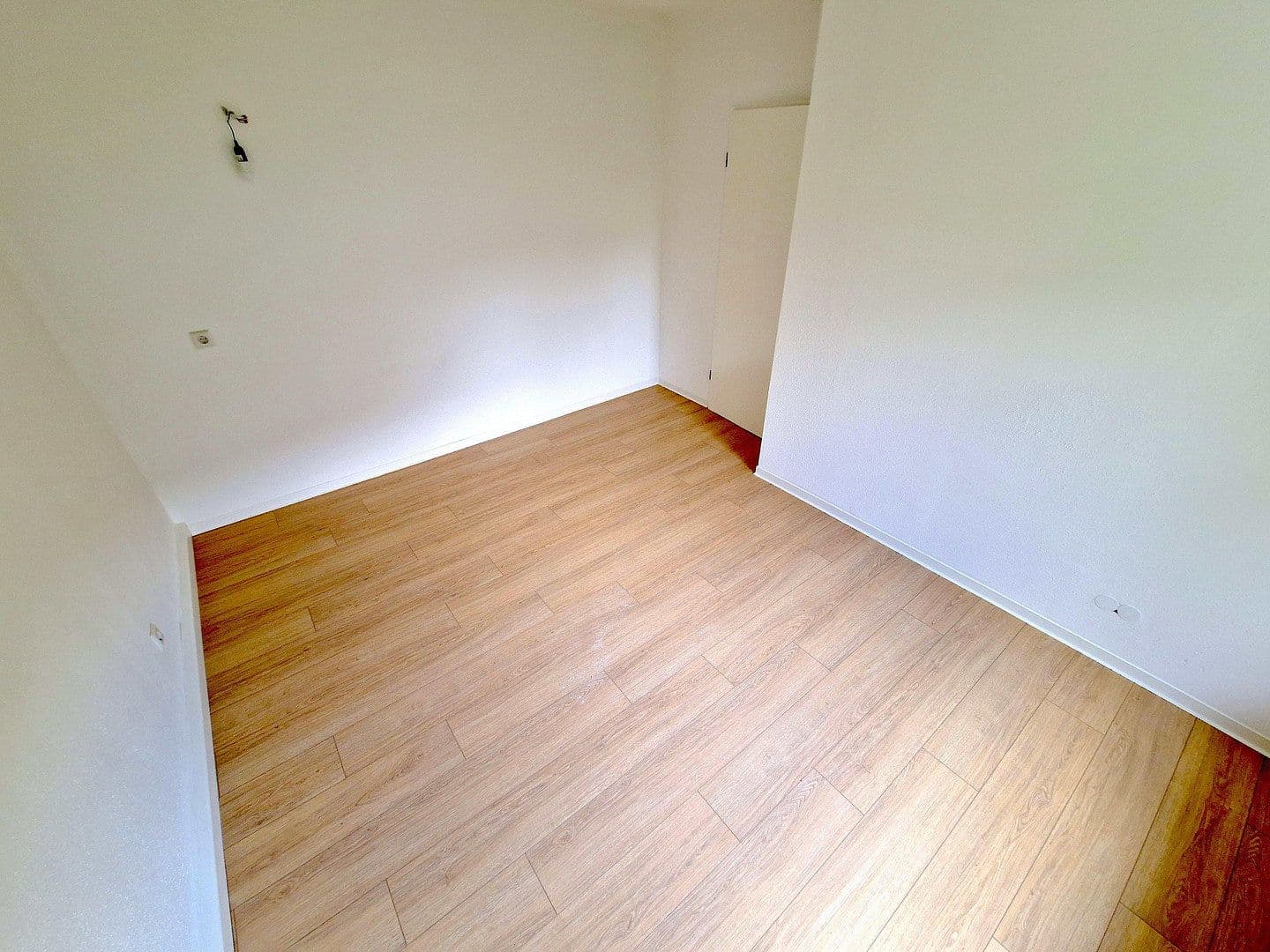 Predaj bytu 3-izbový 78 m², Bad Ditzenbach, Bádensko-Wurttembersko Predaj bytu 3-izbový 78 m², Bad Ditzenbach, Bádensko-Wurttembersko