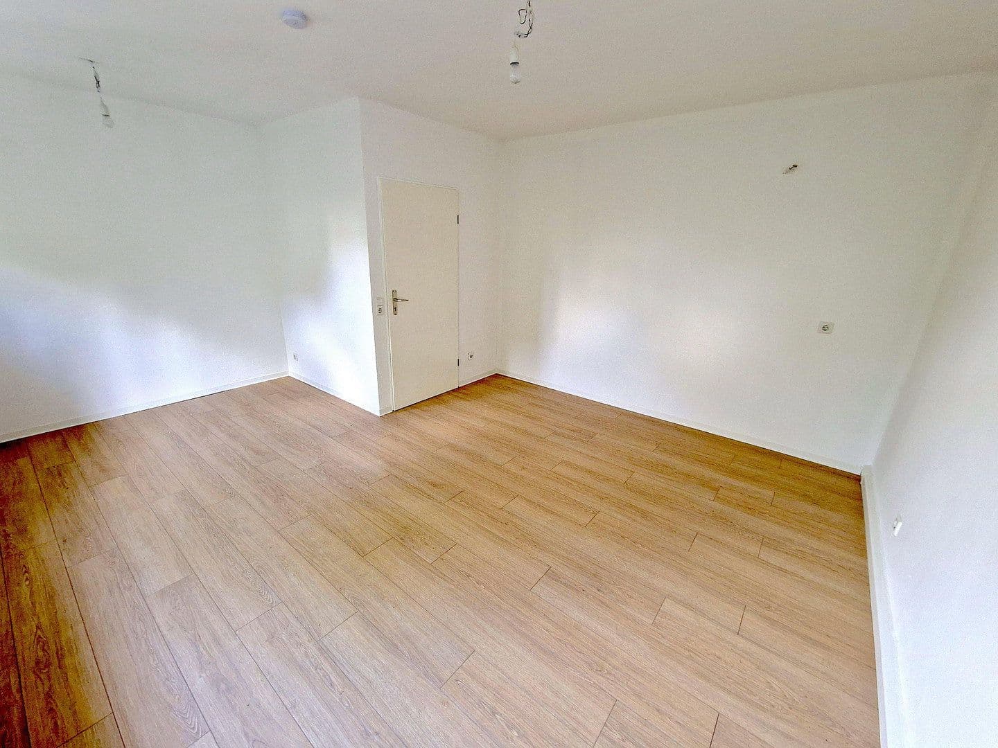 Predaj bytu 3-izbový 78 m², Bad Ditzenbach, Bádensko-Wurttembersko Predaj bytu 3-izbový 78 m², Bad Ditzenbach, Bádensko-Wurttembersko