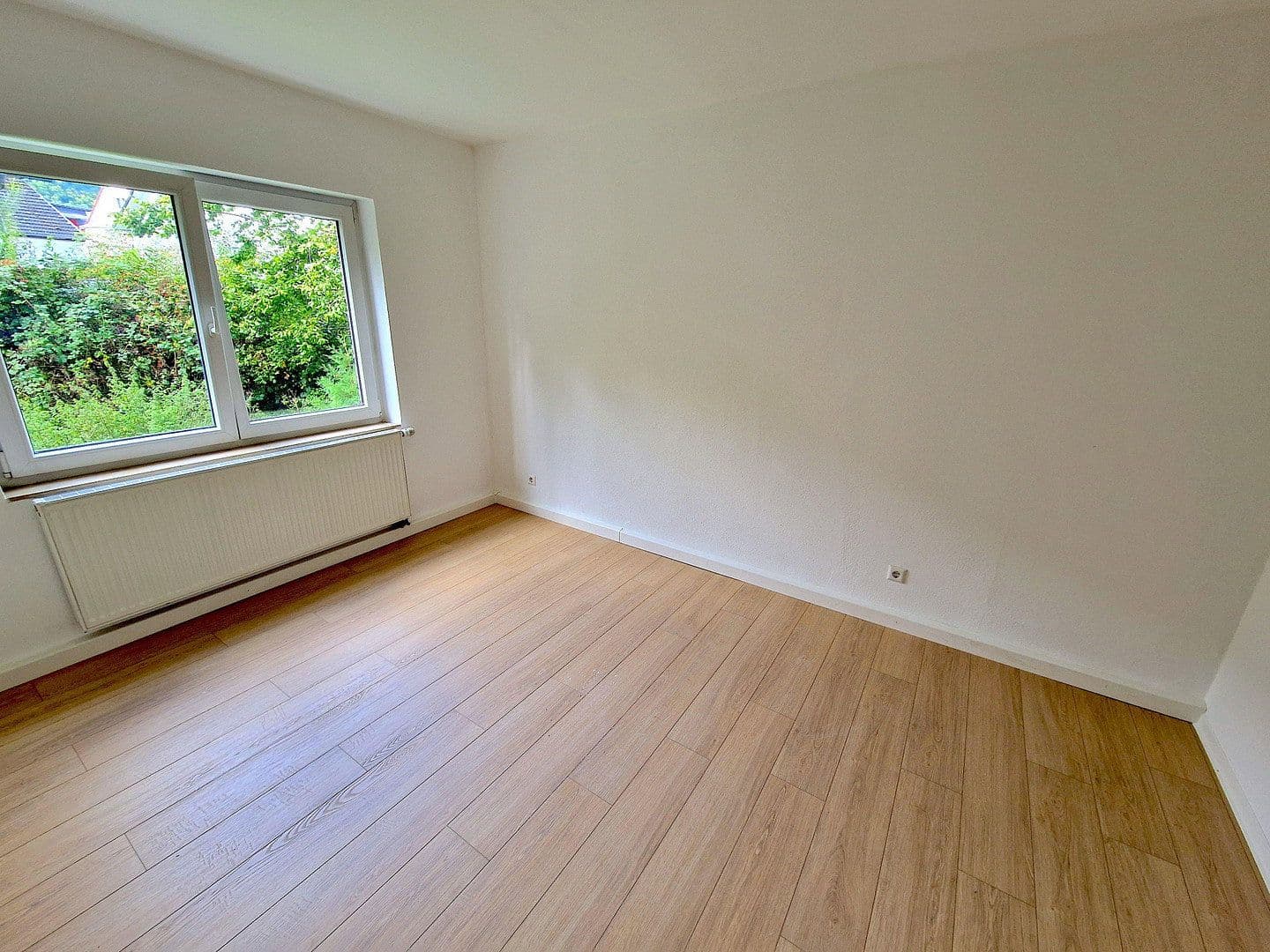 Predaj bytu 3-izbový 78 m², Bad Ditzenbach, Bádensko-Wurttembersko Predaj bytu 3-izbový 78 m², Bad Ditzenbach, Bádensko-Wurttembersko